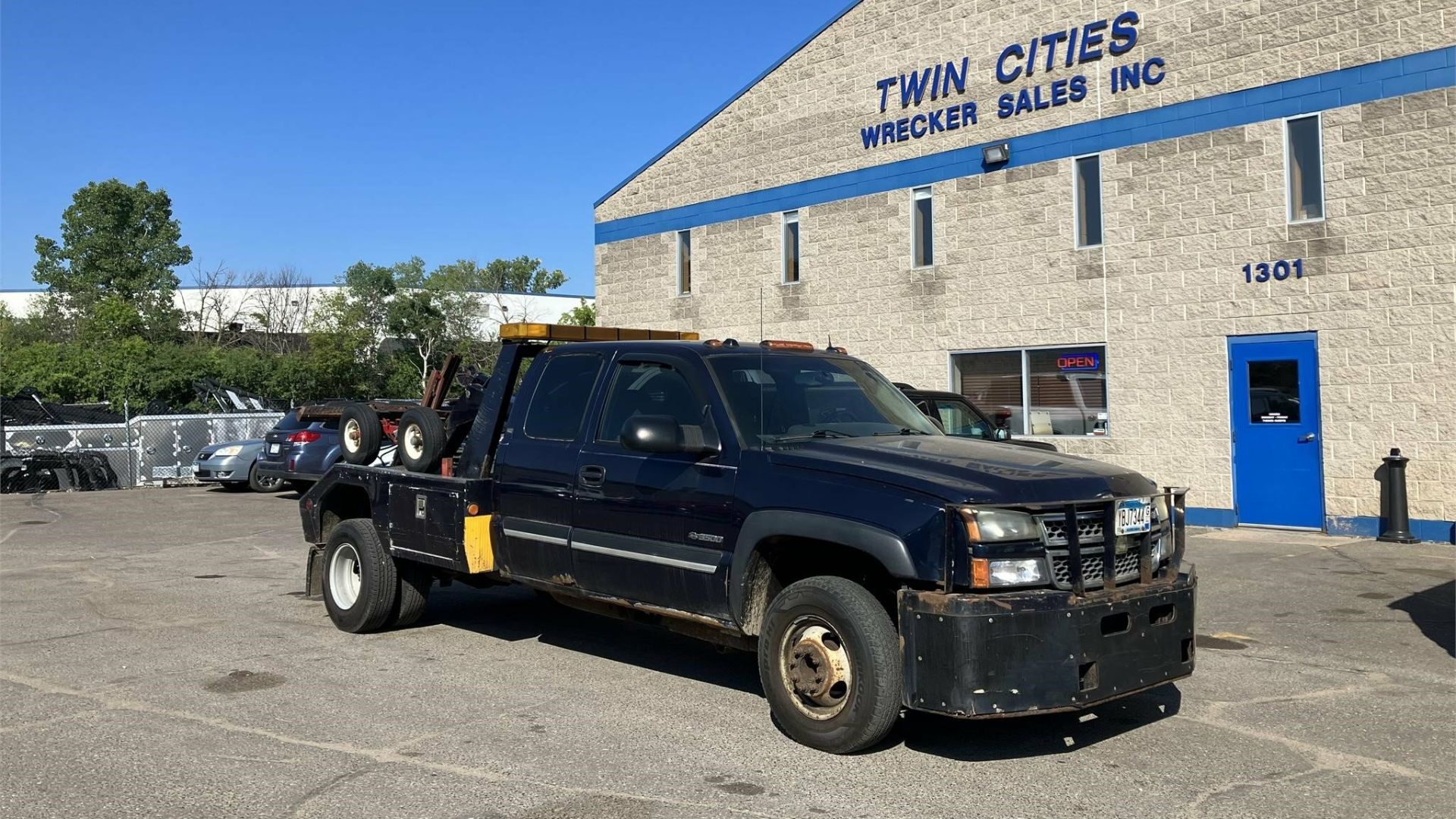 2005 Chevrolet 3500 4x4 Twin Cities Wrecker Sales