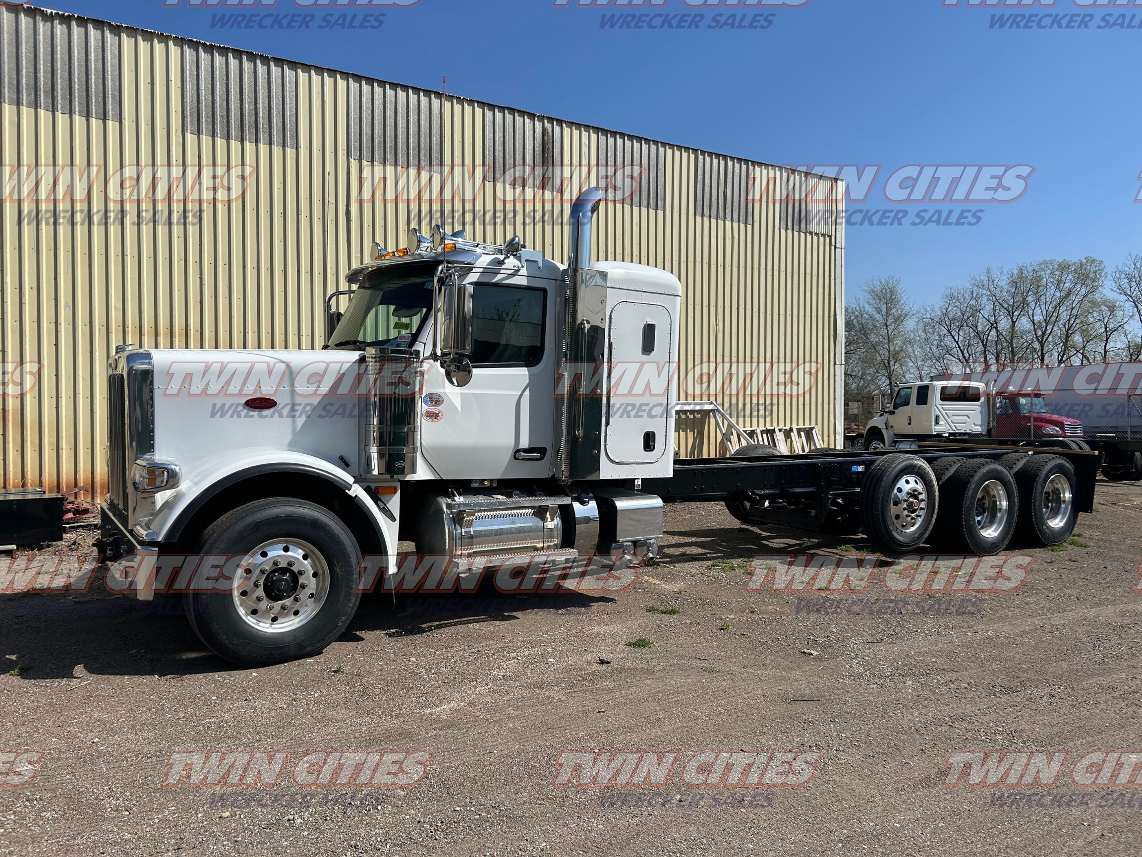 2025 Peterbilt 589 4x2 Twin Cities Wrecker Sales