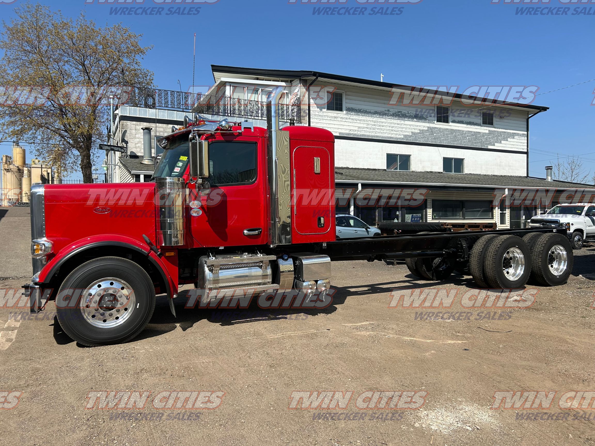 2025 Peterbilt 589 4x2 Twin Cities Wrecker Sales